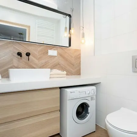 Sailor 7 Z Bocznym Widokiem Na Morze Ustronie Morskie